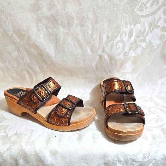 Scandic Clog Style Women's Bronze Wooden Leather Sandals - Picture 2 of 9